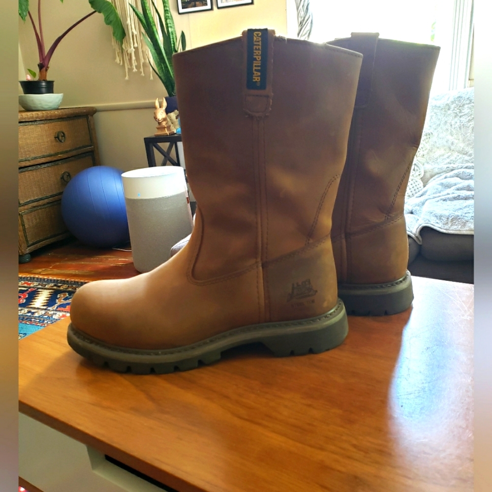 CAT women's work boots